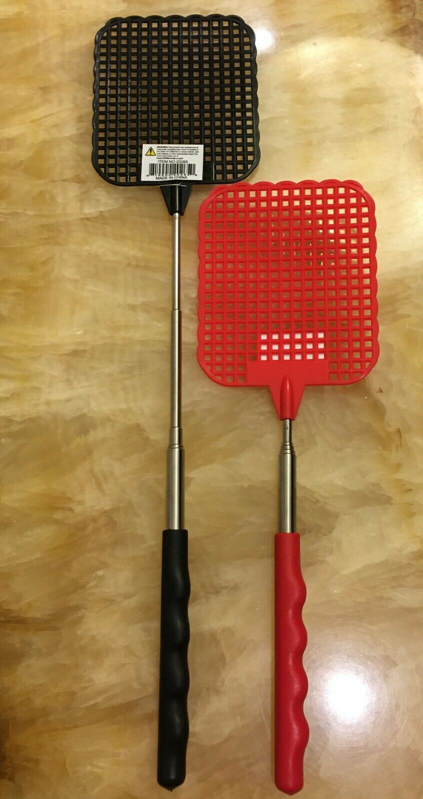 Fly Swatter Plastic Bug Mosquito Insect Killer Telescopic 2 Pack Extendable