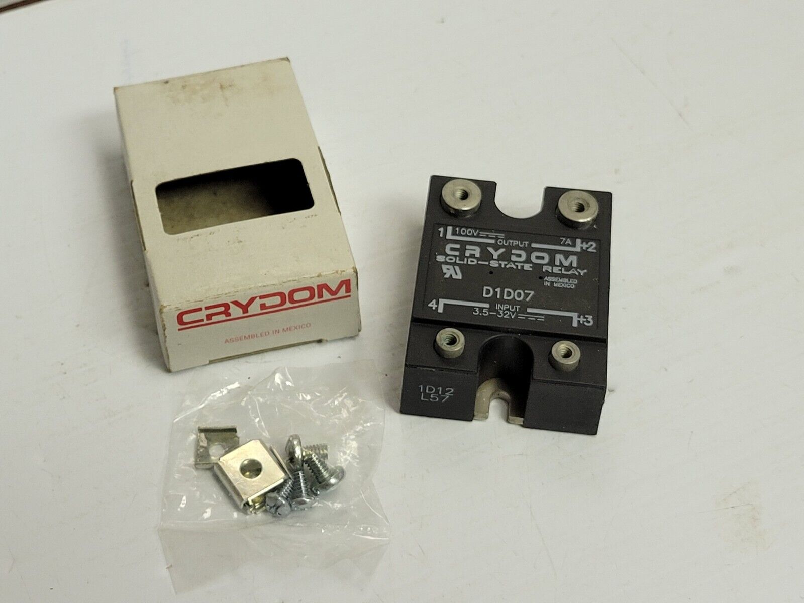 New Crydom Solid State Relay D1d07